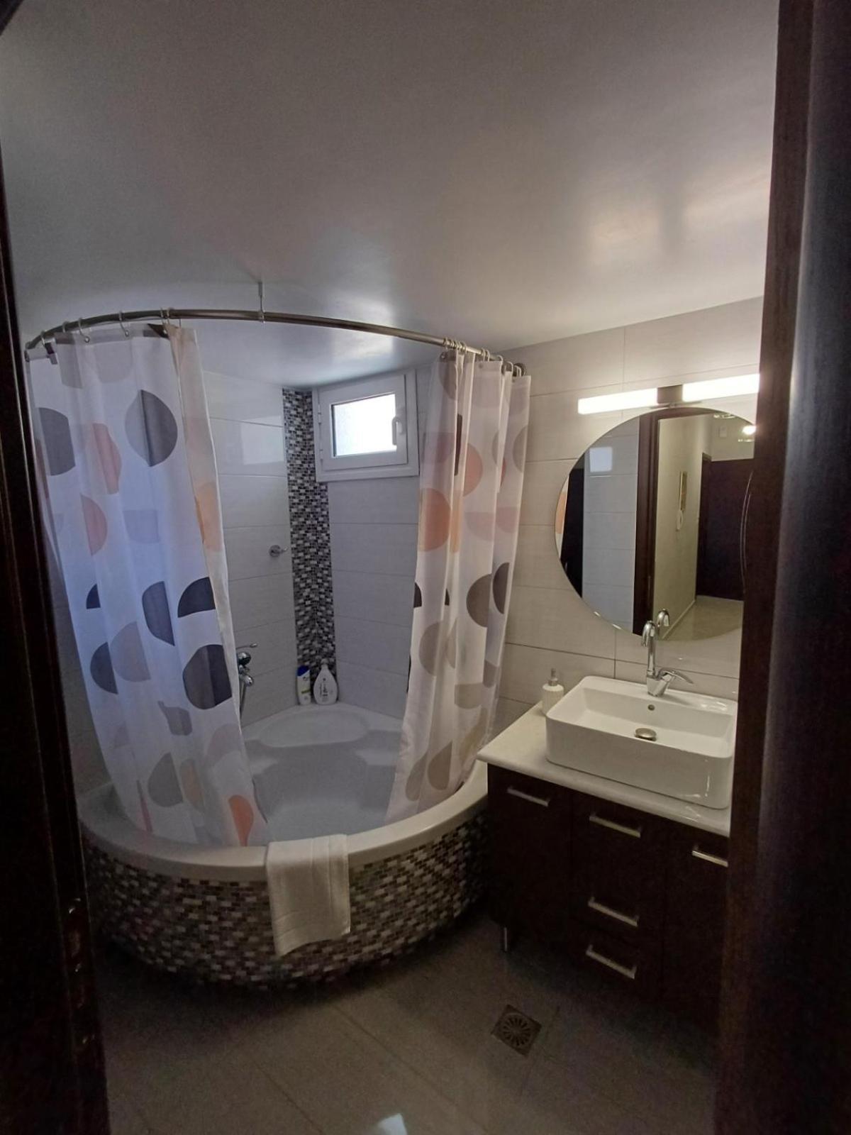Luxury Apartment Amarynthos Ngoại thất bức ảnh