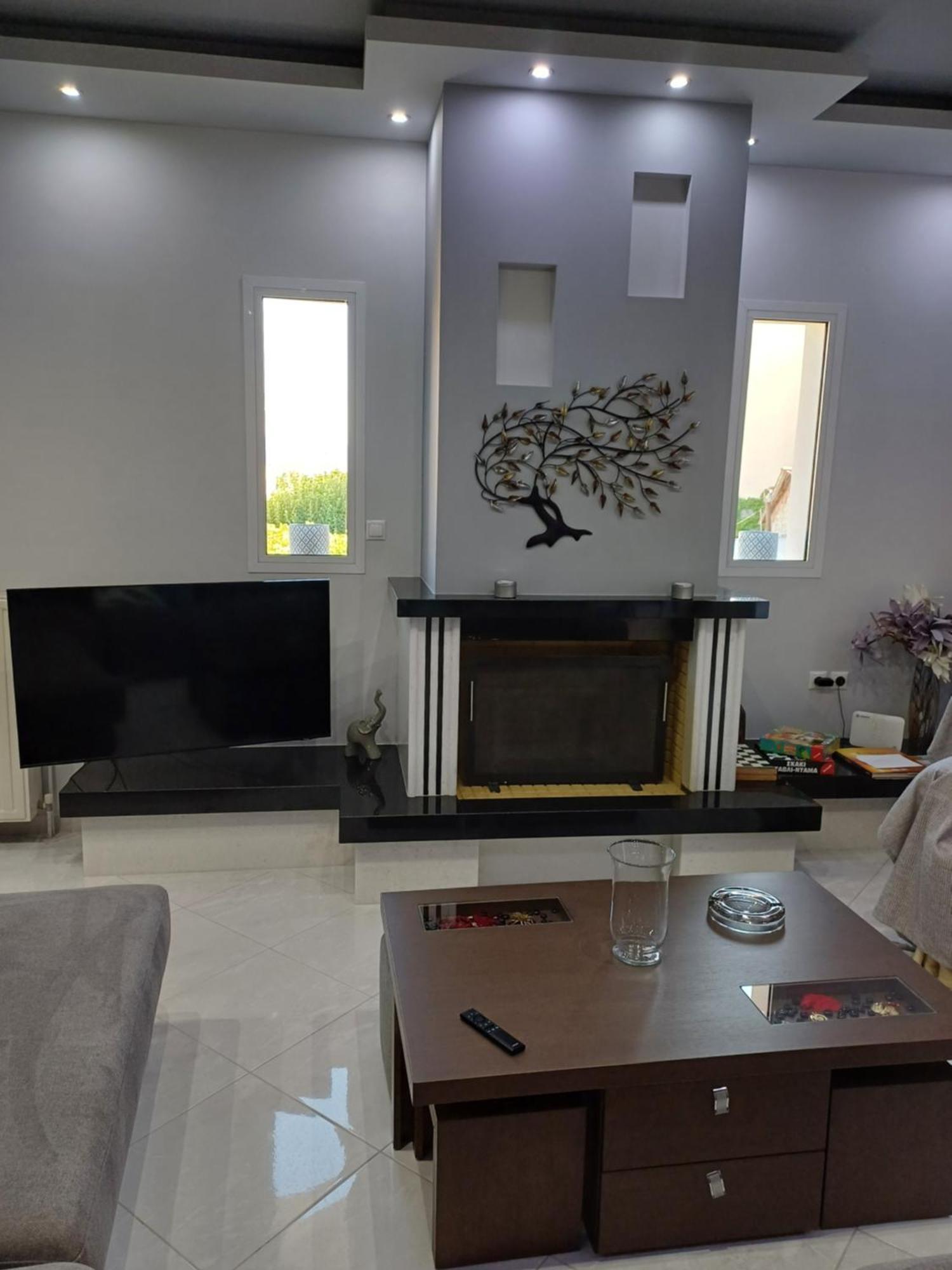 Luxury Apartment Amarynthos Ngoại thất bức ảnh